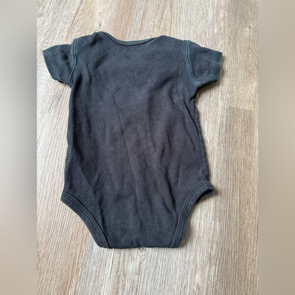 Philadelphia Eagles Onesie Baby Size 9-12 Mo Black Green - Picture 5 of 6